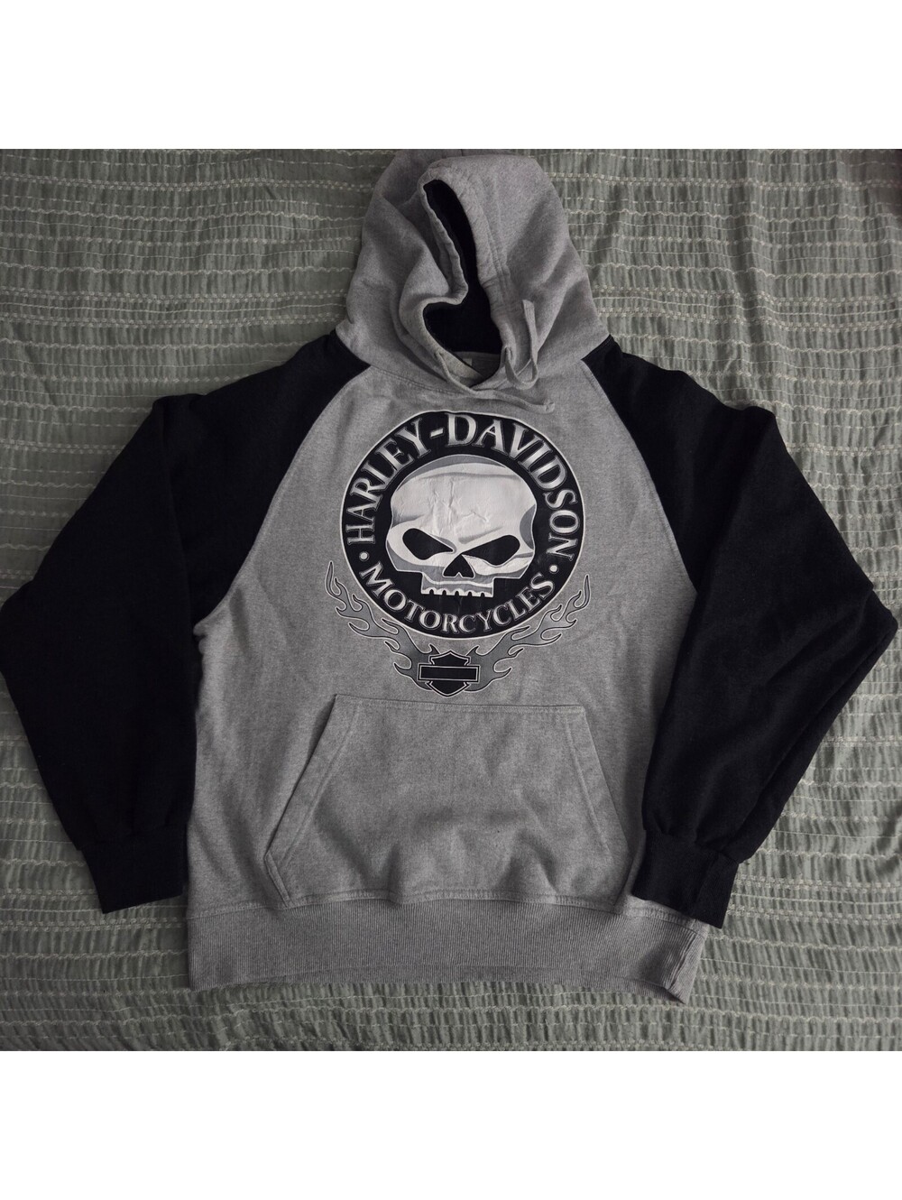 Harley-Davidson gray and black pullover hoodie
